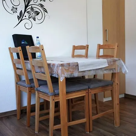 Strohm's Ferienwohnung Obersulzen